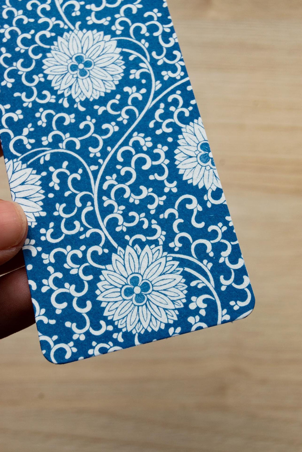 william morris floral pattern